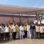 ब्राडगेज रेल संघर्ष समिति ने सौंपा ज्ञापन , रेलवे स्टेशन बालाघाट में हुआ जोरदार प्रदर्शन